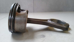 BIELA COM PISTÃO BMW X5 4.4 V8 2005 (2)