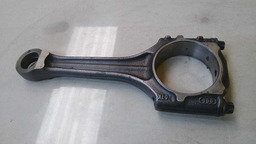 BIELA VOLKSWAGEM JETTA VARIANT 2.5 2010 (1)