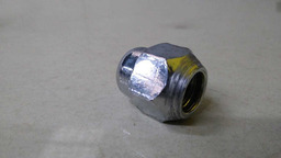 PORCA RODAS NISSAN SENTRA 2015 2016