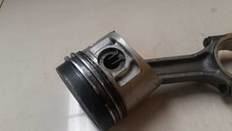 BIELA C/PISTÃO KIA BONGO 2.5 2010 DIESEL  (2)