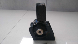 COXIM FRONTAL MOTOR TOYOTA COROLLA 1.8 2006 (1)