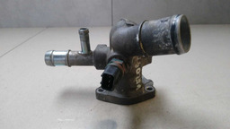 Carcaça Válvula Termostática Veloster 1.6  16 V 2011 A 2013