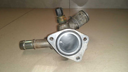 CARCAÇA VÁLVULA TERMOSTÁTICA VELOSTER 1.6  16 V 2011 A 2013