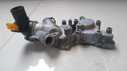 Carcaça Válvula Termostática Peugeot 206 1.4  2007 2008