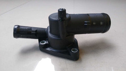 Carcaça Válvula Termostática Logan Clio 1.0 2008 A 2015