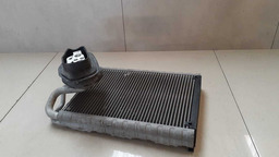 RADIADOR CAIXA DE AR AUDI A4  TFSI 2.0 2011 (2)