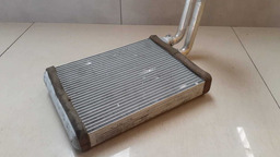 RADIADOR CAIXA DE AR AUDI A4  TFSI 2.0 2011