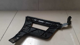 Guia Para-choque Traseiro Direito Audi A4 Tfsi 2011