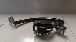 BRAÇO TAMPA TRASEIRA LADO DIREITO AUDI A4 TFSI 2011