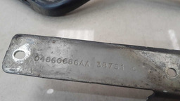 BRAÇO CAPO LADO DIREITO CHRYSLER GRAND CARAVAN 2005