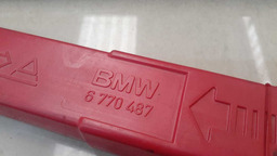 TRIÂNGULO SINALIZADOR BMW X1 2016