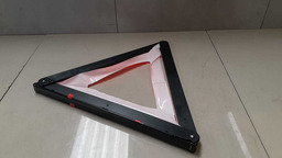 TRIÂNGULO SINALIZADOR AUDI A4 TFSI 2011