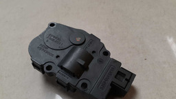 ATUADOR AR CONDICIONADO AUDI A4 TFSI 2.0 2011 (3)