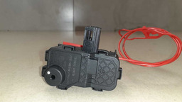 Trava Portinhola Audi A4 Tfsi 2.0 2011