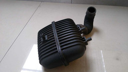 RESSONADOR INTERCOOLER AUDI A4 2.0 TFSI 2011