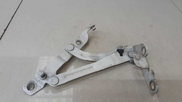 BRAÇO TAMPA TRASEIRA LADO DIREITO NISSAN SENTRA 2013