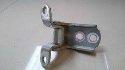 DOBRADIÇA PORTA INFERIOR D. ESQUERDO NISSAN SENTRA 2015 2016