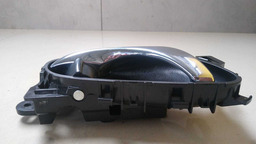 MAÇANETA INTERNA PORTA DIANTEIRA DIREITA SENTRA 2015 2016