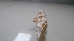 GUIA PARA-CHOQUE DIANTEIRO ESQUERDO VW VOYAGE 2015