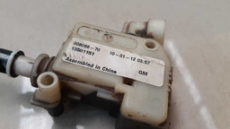 TRAVA TAMPA PORTINHOLA COMBUSTIVEL GM CRUZE 2012