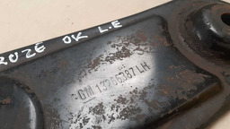 SUPORTE DIANTEIRO ESQUERDO AGREGADO GM CRUZE 2012