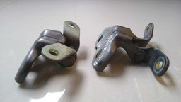 DOBRADIÇA PORTA TRASEIRO DIREITO INF.SUP. GM ONIX 2014 2015