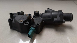 CARCAÇA VÁLVULA TERMOSTÁTICA PEUGEOT 206 1.4 2007