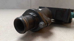 CARCAÇA VÁLVULA TERMOSTÁTICA PEUGEOT 206 1.4 2007