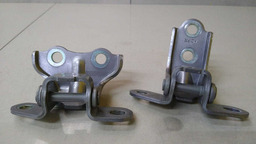 DOBRADIÇA PORTA TRASEIRO DIREITO INF.SUP. HYUNDAI HB20 2019