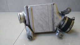 INTERCOOLER TURBINA DIREITO BMW X6 4.4 V8 2009 A 2012 