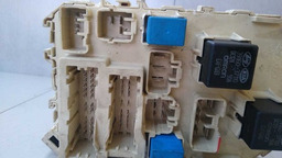 CAIXA FUSÍVEL HYUNDAI AZERA 3.3 V6 2008 A 2010