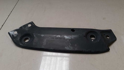 SUPORTE PARACHOQUE FAROL ESQUERDO VW JETTA 2013 A 2015