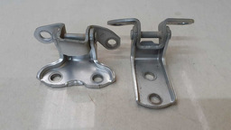 PAR DOBRADIÇAS TRASEIRA DIREITA TOYOTA HILUX 2014 2015