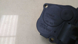 MOTOR ATUADOR CAIXA AR CONDICIONADO DISCOVERY SPORT 2017 (2)