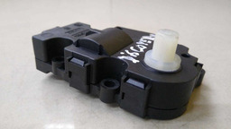 MOTOR ATUADOR CAIXA AR CONDICIONADO DISCOVERY SPORT 2017 (1)