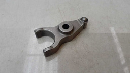 TRAVA BICO INJETOR TOYOTA HILUX 3.0 2005 A 2015