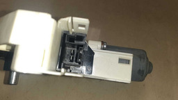 MOTOR MÁQUINA VIDRO TRASEIRO DIREITO AUDI A4 2011