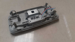 LUZ TETO CORTESIA TOYOTA COROLLA 2015 A 2017 ORIGINAL