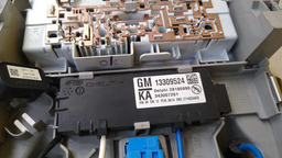 LUZ TETO CORTESIA GM CRUZE 2012 A 2013 ORIGINAL