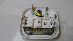 LUZ TETO CORTESIA CITROEN C4 PALLAS 2010 (1)