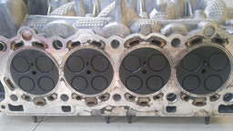 CABEÇOTE DIREITO RANGE ROVER SPORT 3.6 V8 2008 A 2010 DIESEL