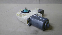 MOTOR PORTA DIANTEIRA DIREITA RANGE ROVER SPORT 2008 A 2010 DIREITO CINZA-CLARO