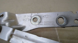 DOBRADIÇA PORTA MALA DIREITO FORD KA 2019