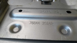 TAMPA PORTINHOLA RENAULT OROCH 2016