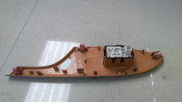  BOTÃO VIDRO ELETRICO TRAS. DIREITO TOYOTA COROLLA 2008 2009