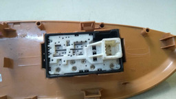  BOTÃO VIDRO ELETRICO TRAS. DIREITO TOYOTA COROLLA 2008 2009