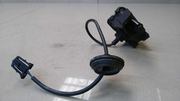 TRAVA PORTINHOLA VW JETTA 2.0 2012 TSI