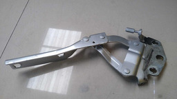 DOBRADIÇA CAPO ESQUERDO VW PASSAT VARIANT 2010