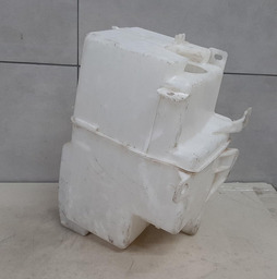 RESERVATORIO AGUA PARABRISA MITSUBISHI OUTLANDER 2004 A 2006