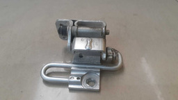 Dobradiça Inferior Porta Traseira E. Vw Passat Variant 2010